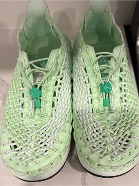 Nike ACG Watercat+ Interwoven Vapor Green unisex outdoors quick dry rare 8/41